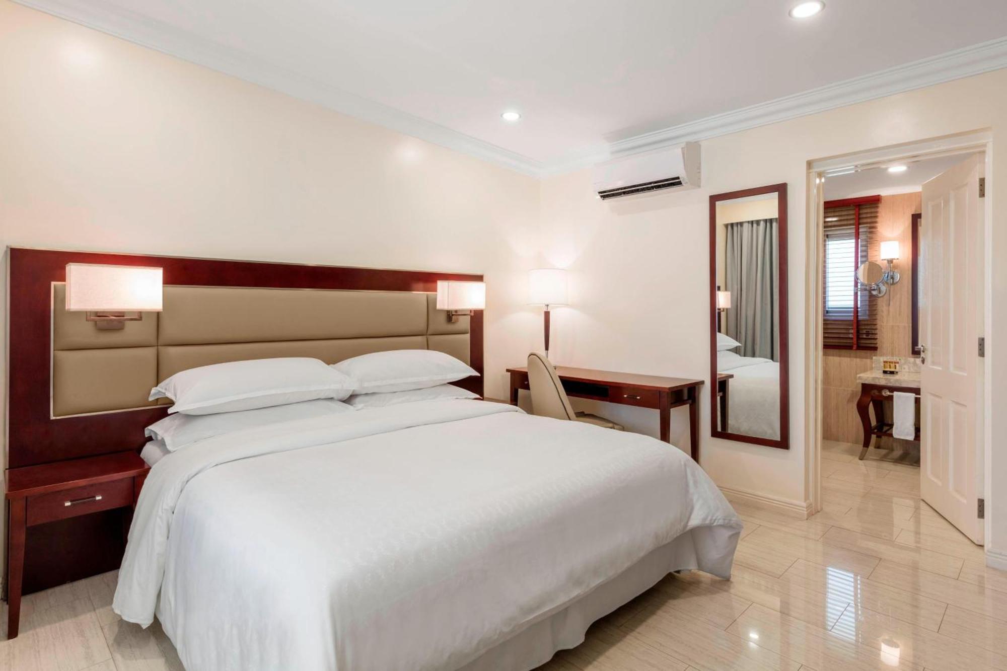Sheraton Samoa Aggie Grey'S Hotel & Bungalows Apia Bagian luar foto